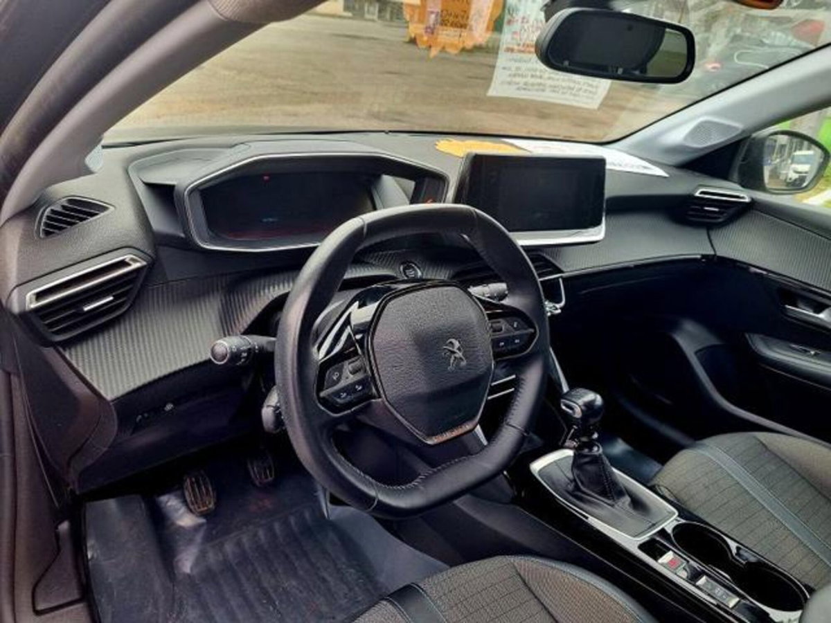 Peugeot 208 PureTech 100 Stop&Start EAT8 5 porte Allure Navi Pack (14)