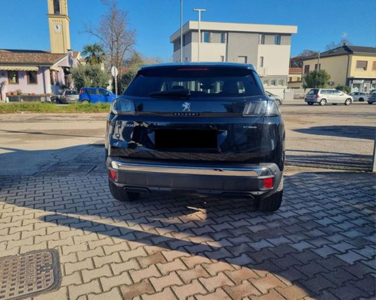 Peugeot 3008 Hybrid 225 e-EAT8 Allure Pack (4)
