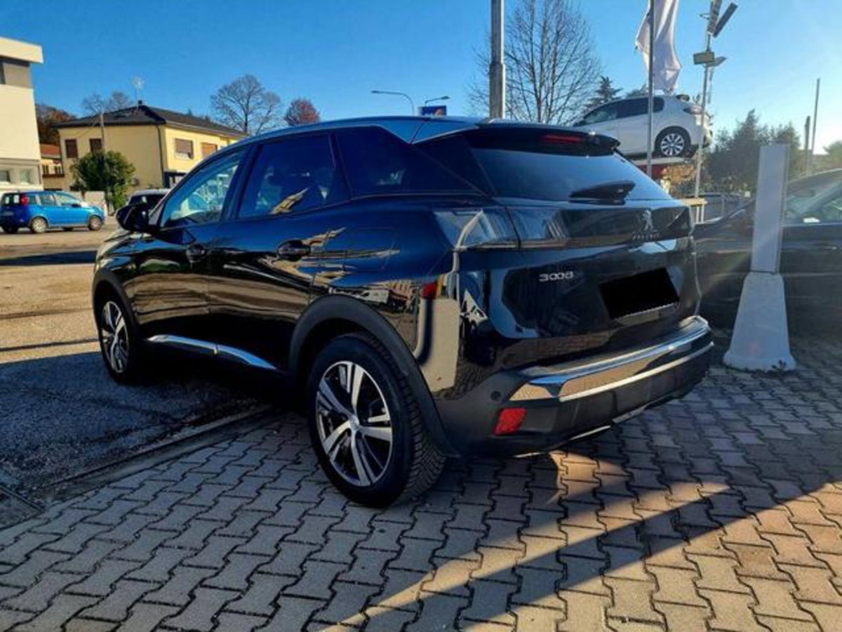 Peugeot 3008 Hybrid 225 e-EAT8 Allure Pack (5)