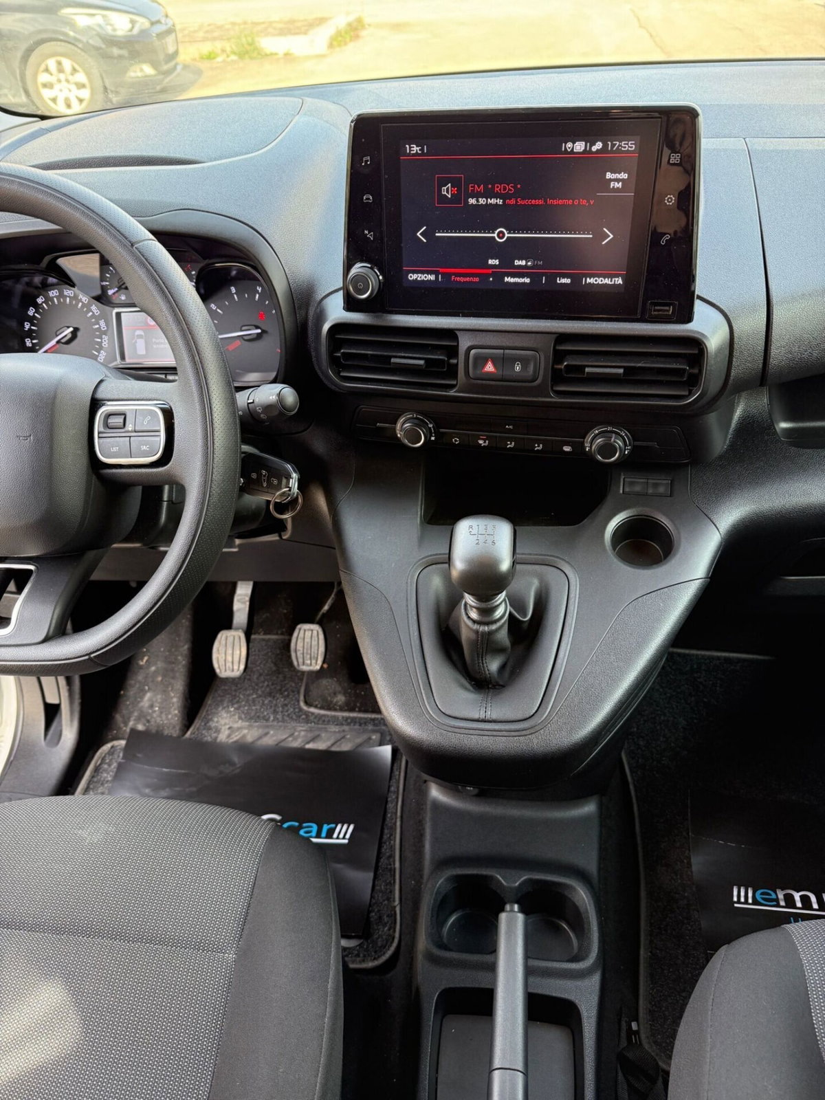Citroen Berlingo BlueHDi 100 M Feel (17)