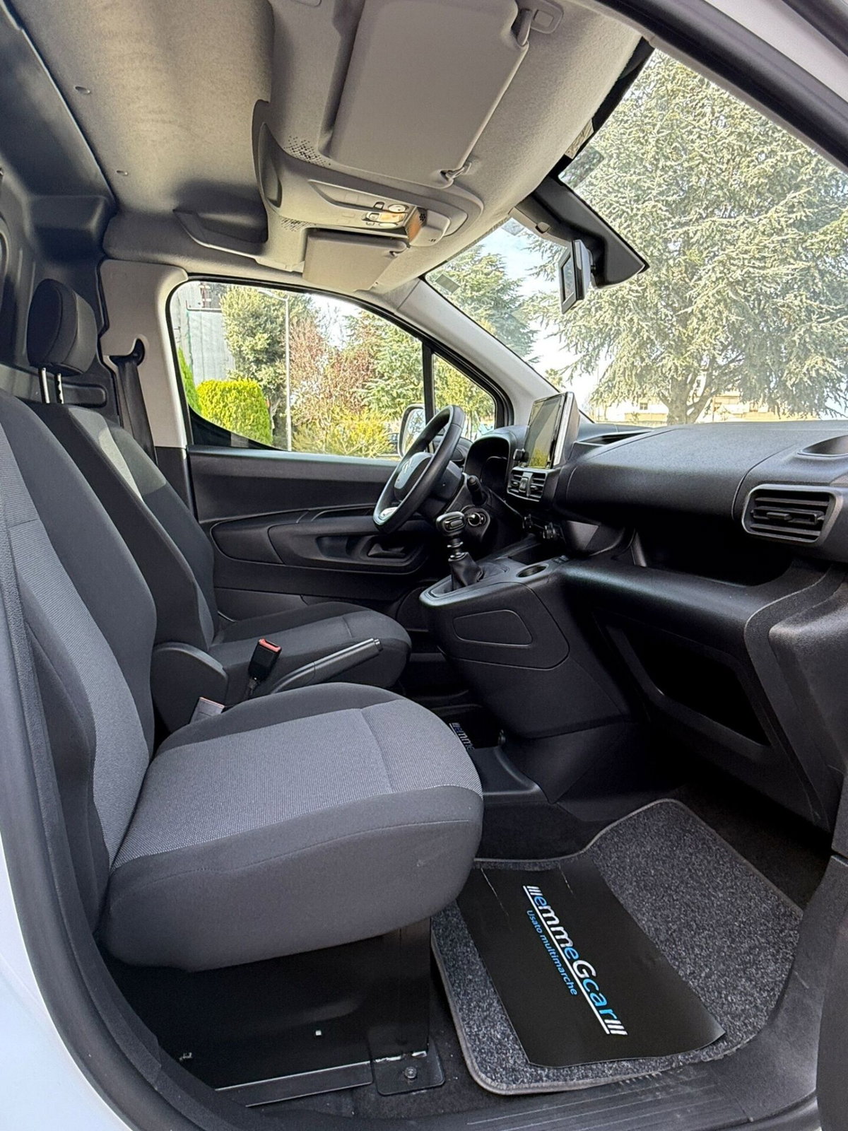 Citroen Berlingo BlueHDi 100 M Feel (19)