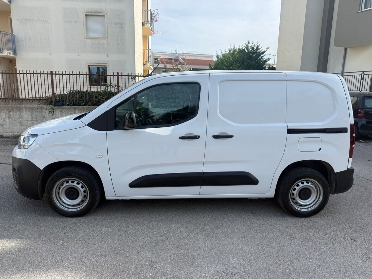 Citroen Berlingo BlueHDi 100 M Feel (5)