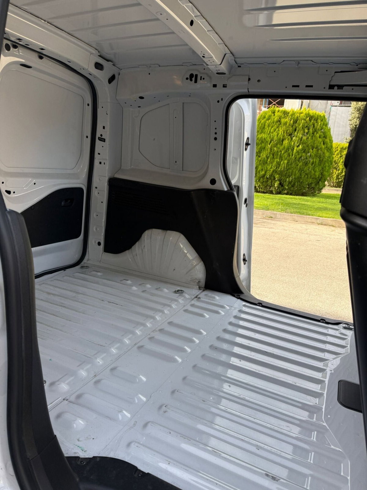 Citroen Berlingo BlueHDi 100 M Feel (9)