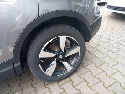 Nissan Qashqai 1.5 dCi Tekna (19)