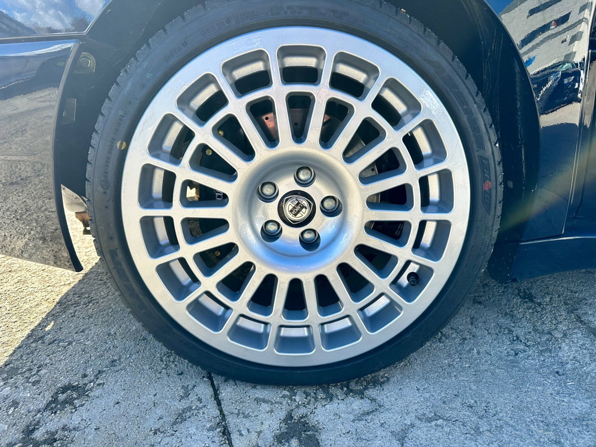 Lancia Delta turbo 16V cat HF integrale Edizione Speciale (13)
