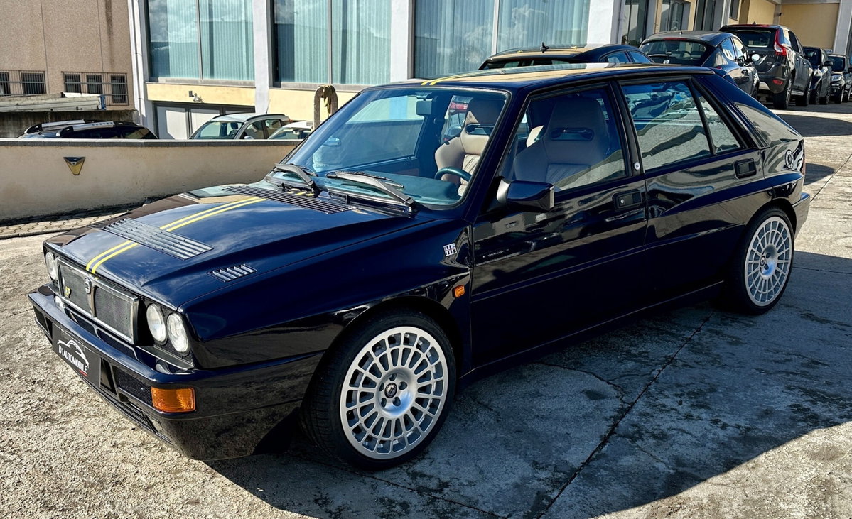 Lancia Delta turbo 16V cat HF integrale Edizione Speciale (4)