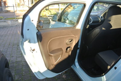 Renault Twingo SCe 65 CV Life (16)