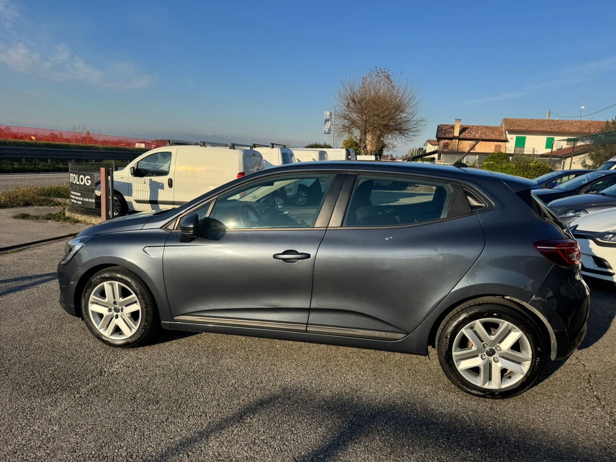 Renault Clio TCe 90 CV 5 porte Business (5)
