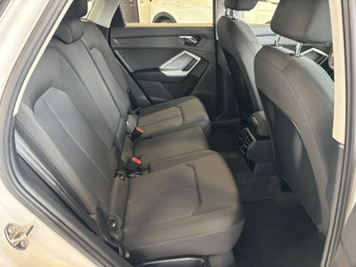 Audi Q3 Sportback 35 TDI quattro S tronic Business Plus (17)