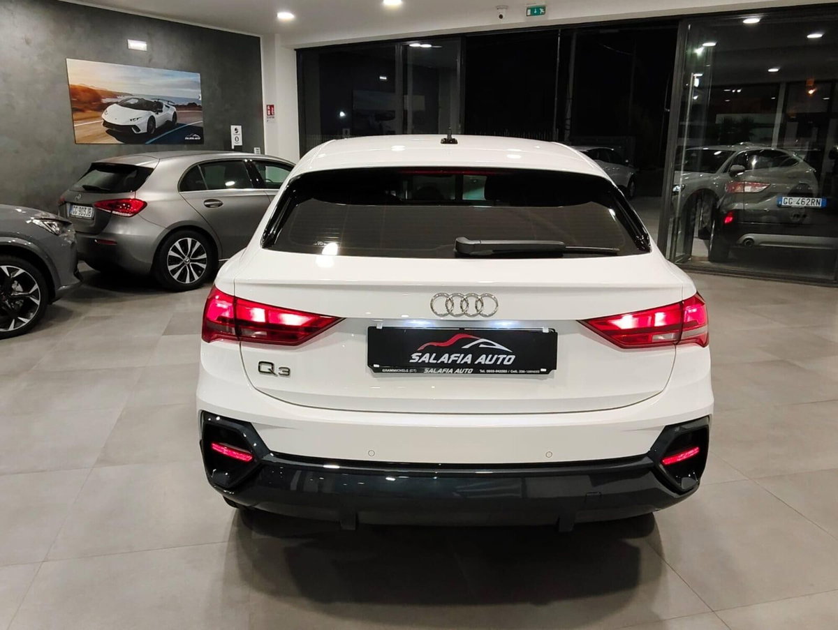 Audi Q3 Sportback 35 TDI quattro S tronic Business Plus (5)