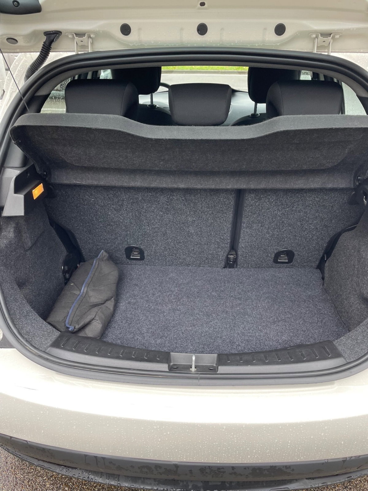 Lancia Ypsilon 1.2 69 CV 5 porte GPL Ecochic Elefantino Blu (11)