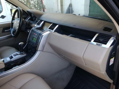 Land Rover Range Rover Sport 3.6 TDV8 HSE (16)