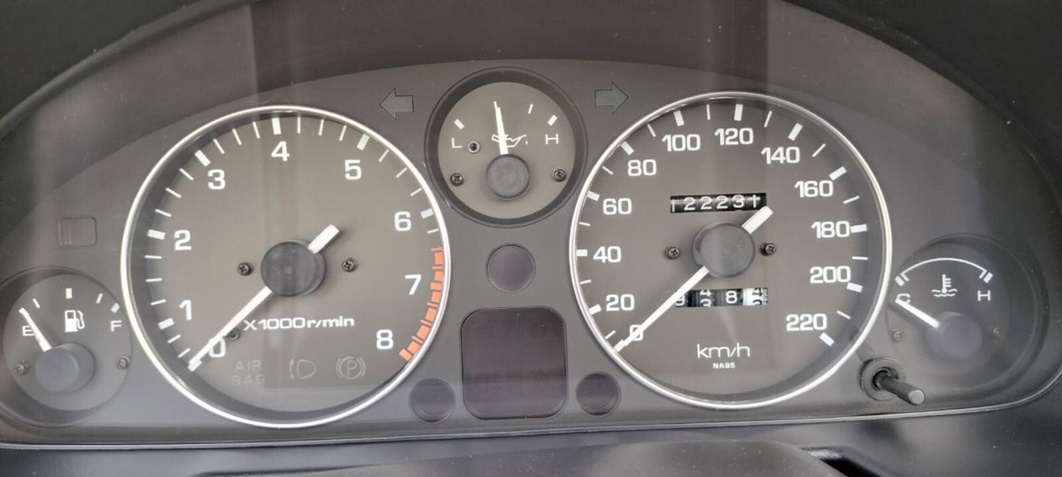 Mazda MX-5 1.6i 16V cat (14)