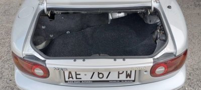Mazda MX-5 1.6i 16V cat (16)