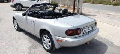 Mazda MX-5 1.6i 16V cat (17)