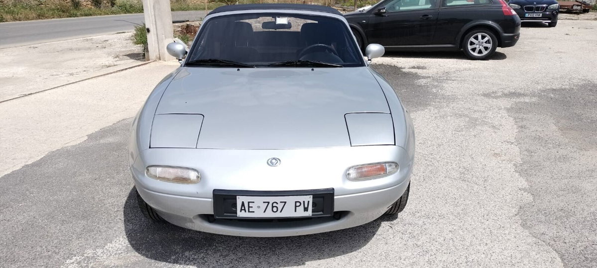 Mazda MX-5 1.6i 16V cat (8)