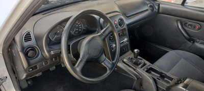 Mazda MX-5 1.6i 16V cat (9)