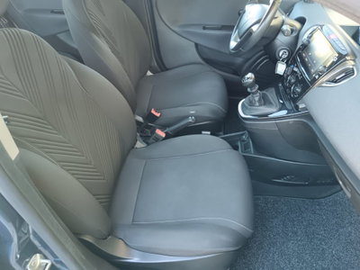 Lancia Ypsilon 1.0 FireFly 5 porte S&S Hybrid Ecochic Gold (14)