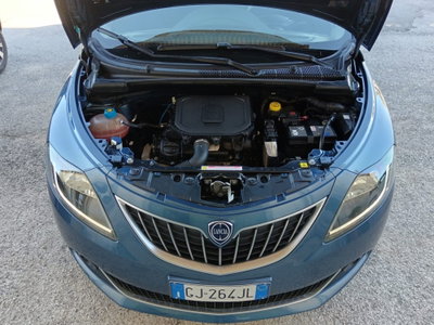 Lancia Ypsilon 1.0 FireFly 5 porte S&S Hybrid Ecochic Gold (18)