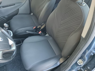 Lancia Ypsilon 1.0 FireFly 5 porte S&S Hybrid Ecochic Gold (5)