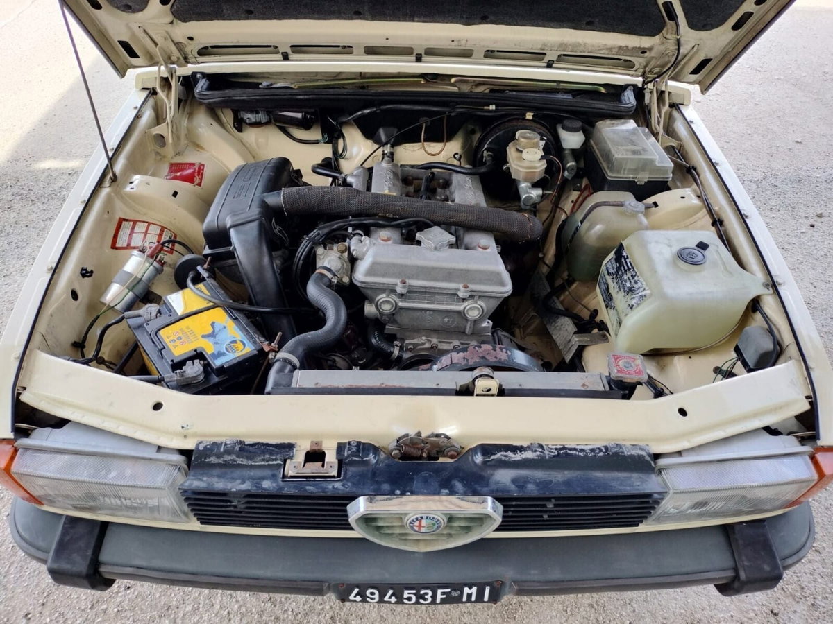 Alfa Romeo Giulietta 1.6 (12)