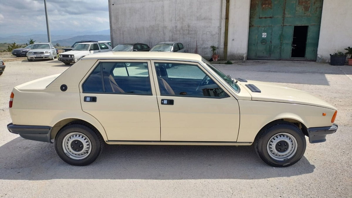 Alfa Romeo Giulietta 1.6 (16)