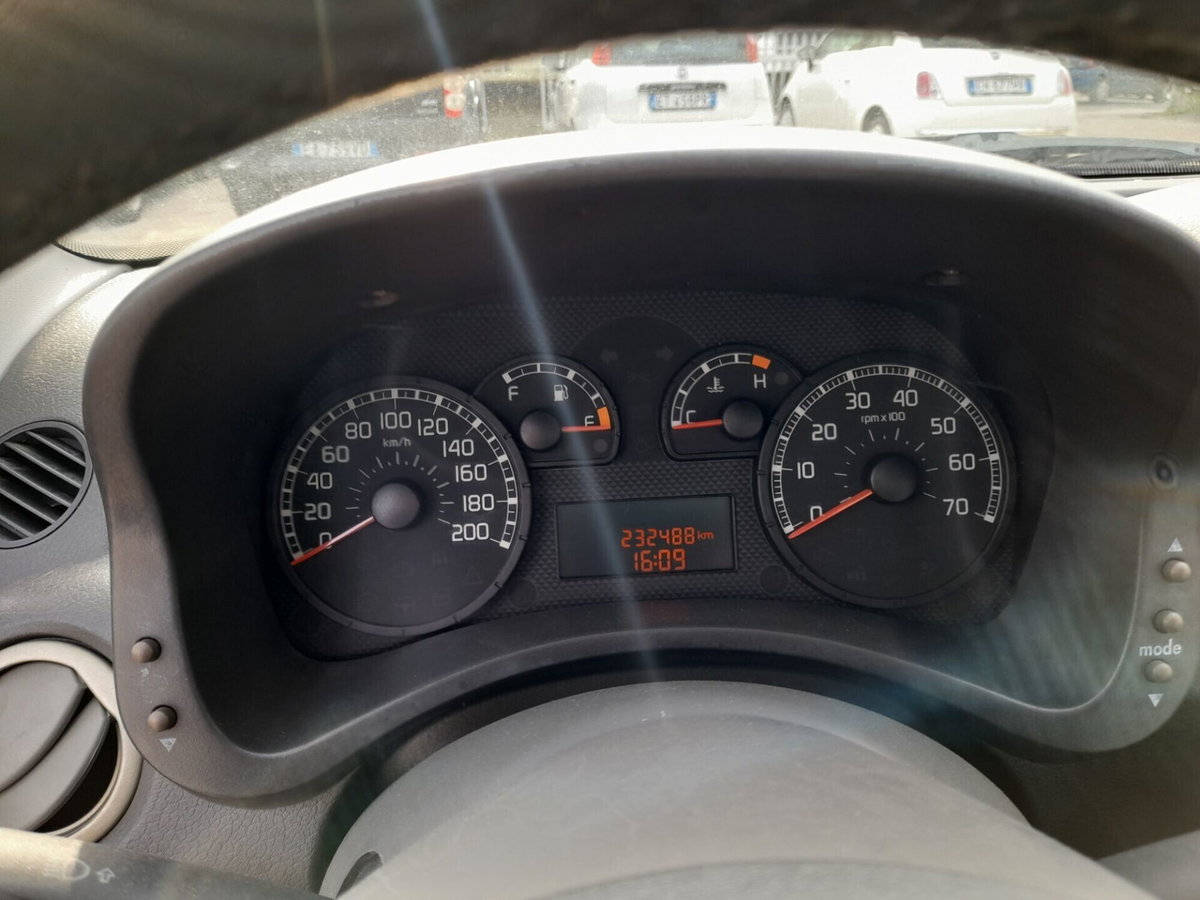 Fiat Panda 1.3 MJT 16V DPF 4x4 Cross (10)