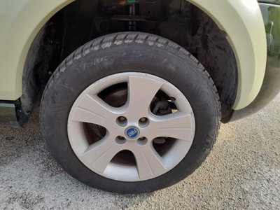 Fiat Panda 1.3 MJT 16V DPF 4x4 Cross (12)