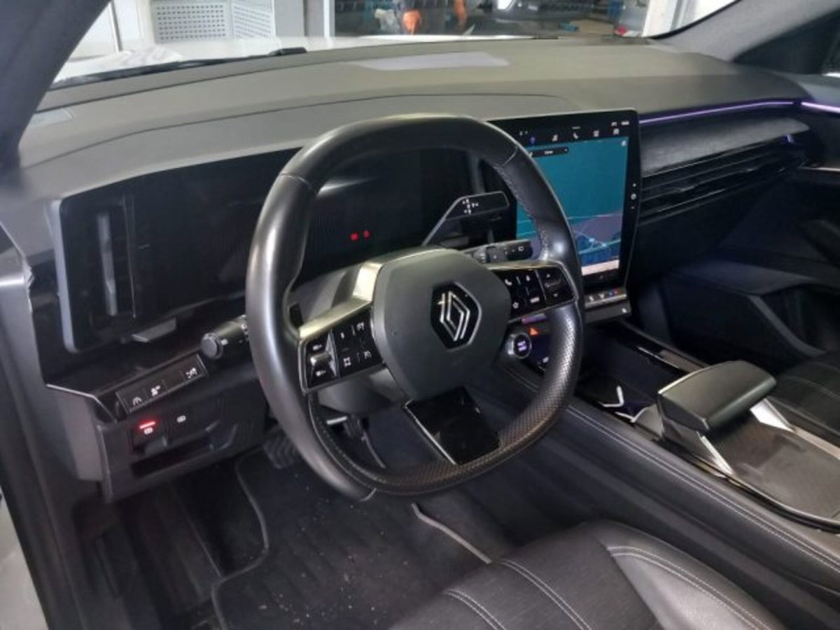 Renault Austral 1.2 full hybrid Techno 200cv auto (11)