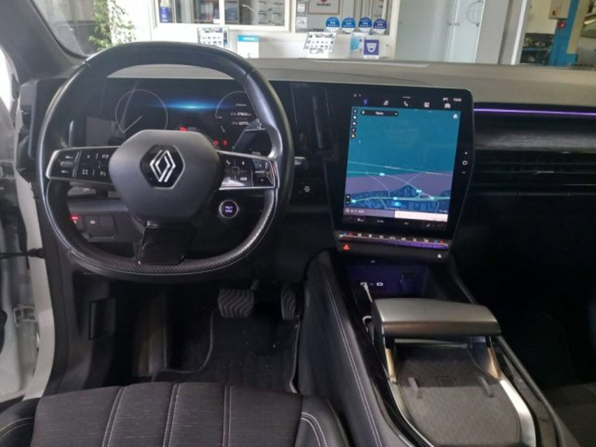 Renault Austral 1.2 full hybrid Techno 200cv auto (13)