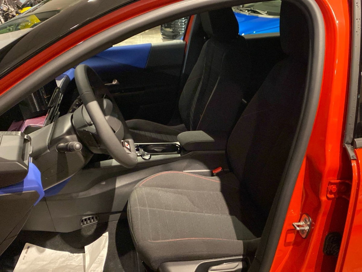 Lancia Ypsilon 1.2 mhev HF Line 110cv e-dct (13)