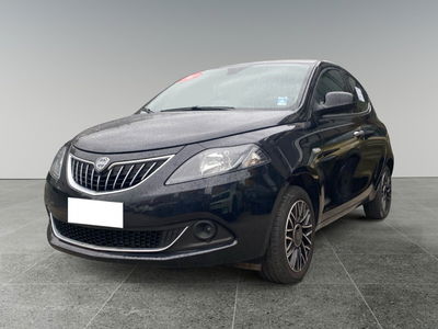 Lancia Ypsilon 1.0 FireFly 5 porte S&S Hybrid Gold Plus usata