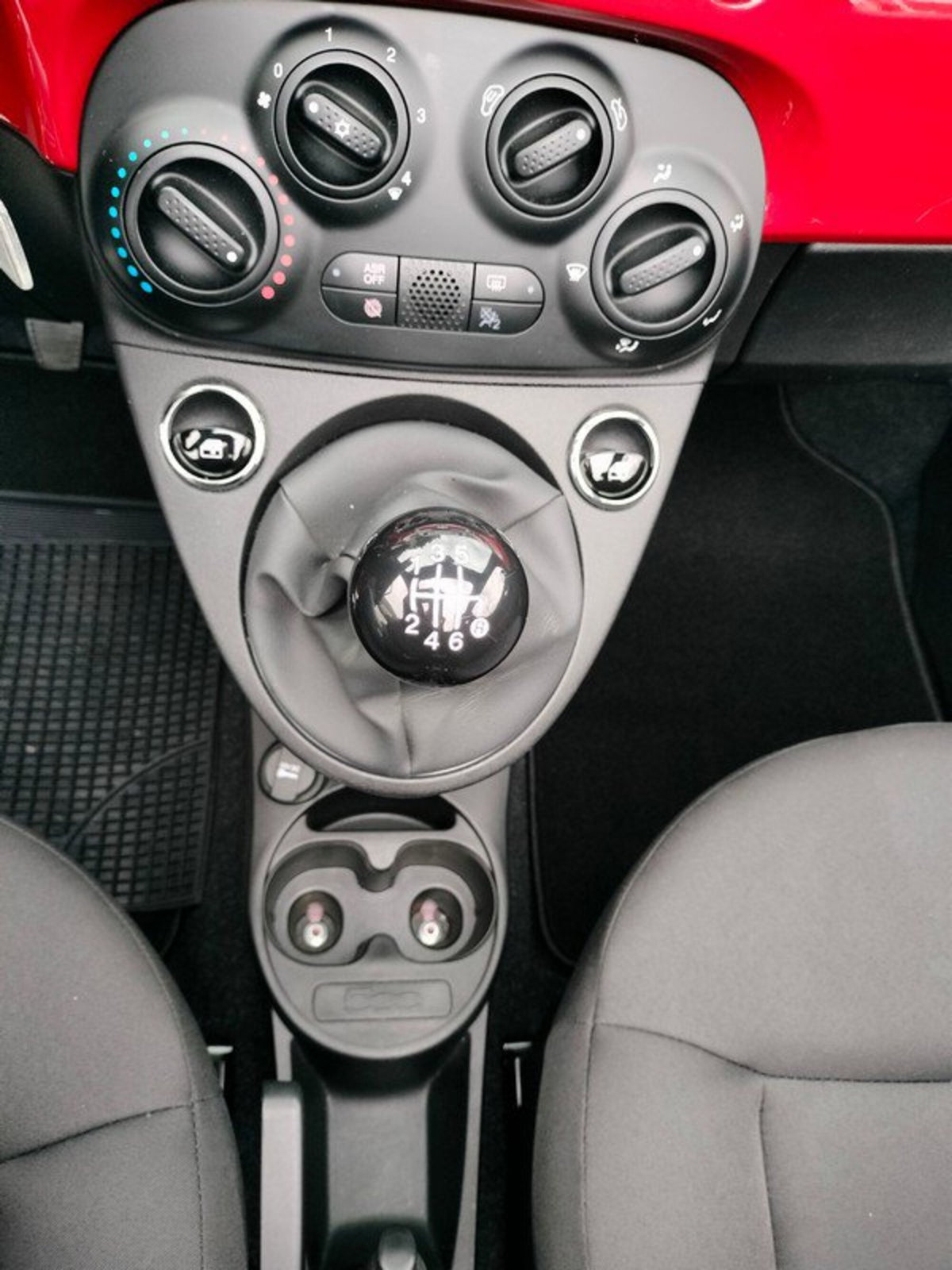 Fiat 500C Cabrio 1.0 Hybrid Connect (17)