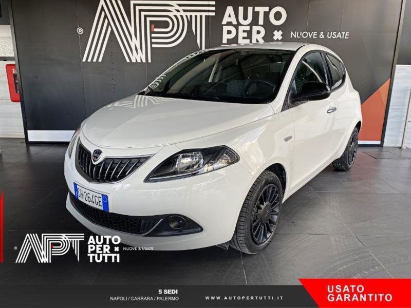 Lancia Ypsilon 1.0 FireFly 5 porte S&S Hybrid Silver Plus