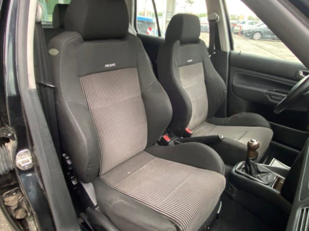 Volkswagen Golf 1.8 turbo 20V cat 5p. GTI (17)