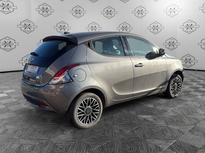 Lancia Ypsilon 1.0 FireFly 5 porte S&S Hybrid Ecochic UnYca (4)