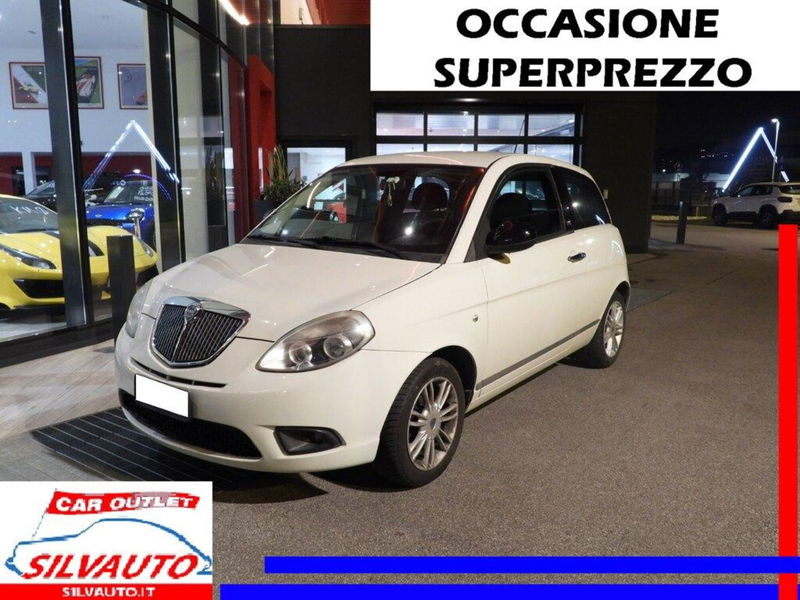 Lancia Ypsilon 1.2 69 CV Unyca