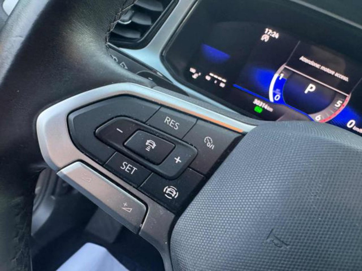 Volkswagen T-Roc 2.0 tdi Life 150cv dsg (10)