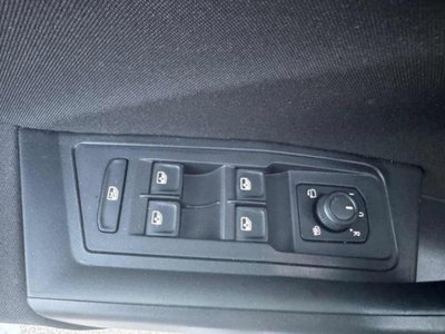 Volkswagen T-Roc 2.0 tdi Life 150cv dsg (14)