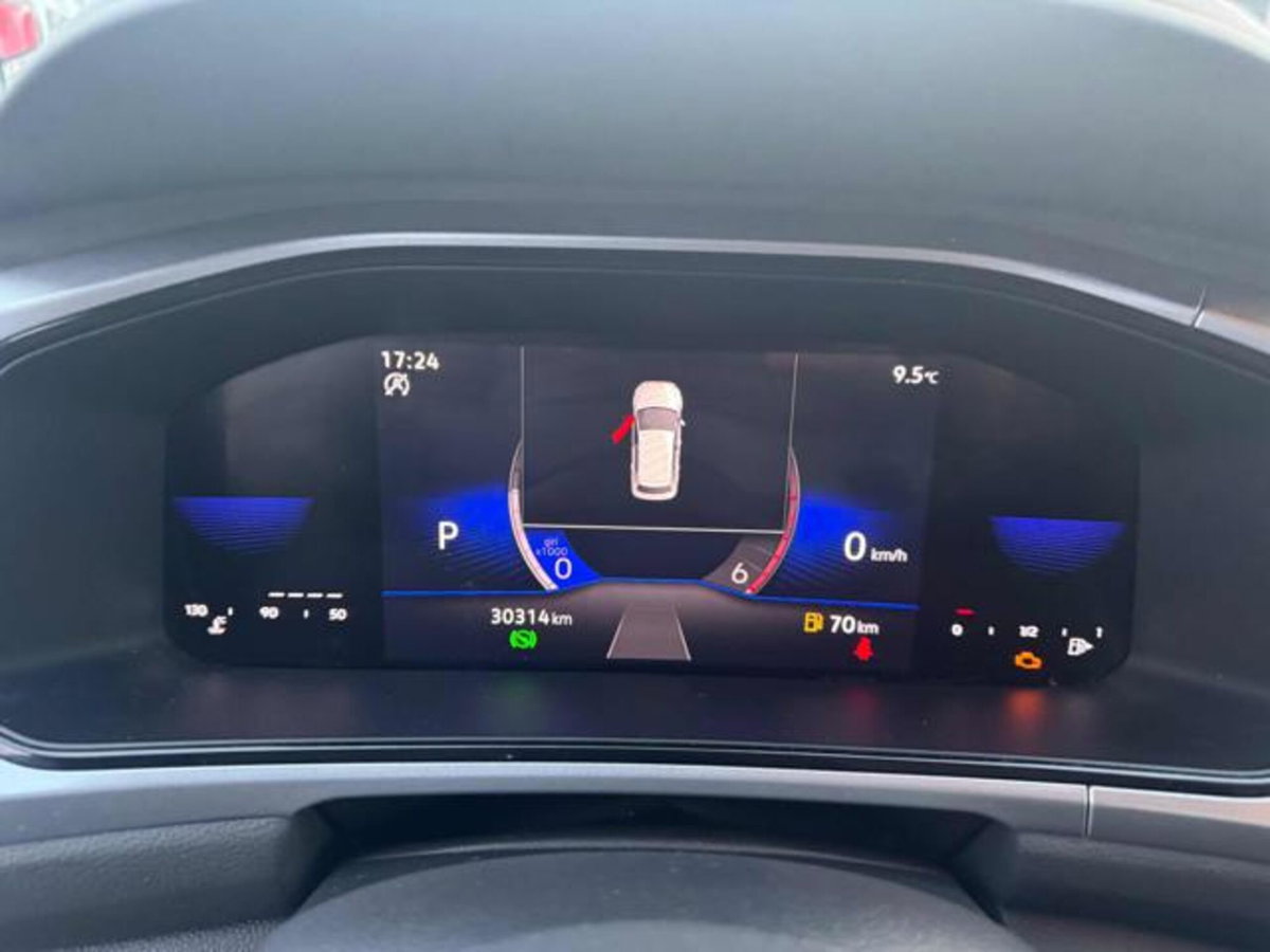 Volkswagen T-Roc 2.0 tdi Life 150cv dsg (8)