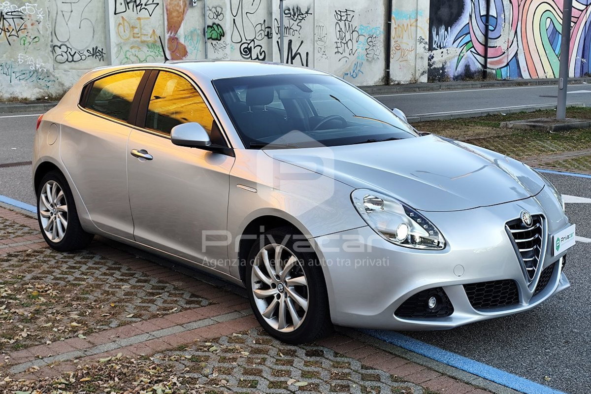 Alfa Romeo Giulietta 1.4 Turbo Distinctive 120cv (3)