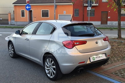 Alfa Romeo Giulietta 1.4 Turbo Distinctive 120cv (7)