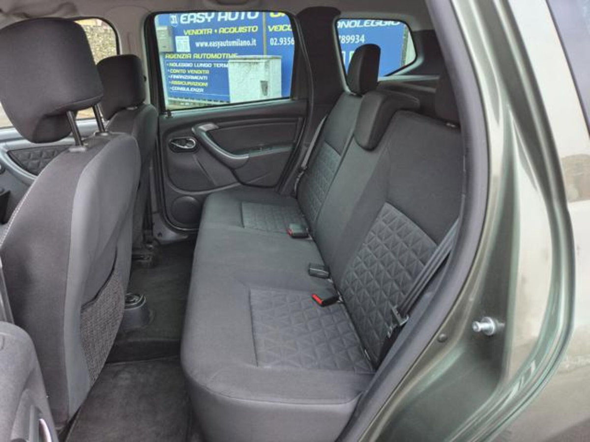 Dacia Duster 1.5 dCi 110CV Start&Stop 4x2 Lauréate (11)