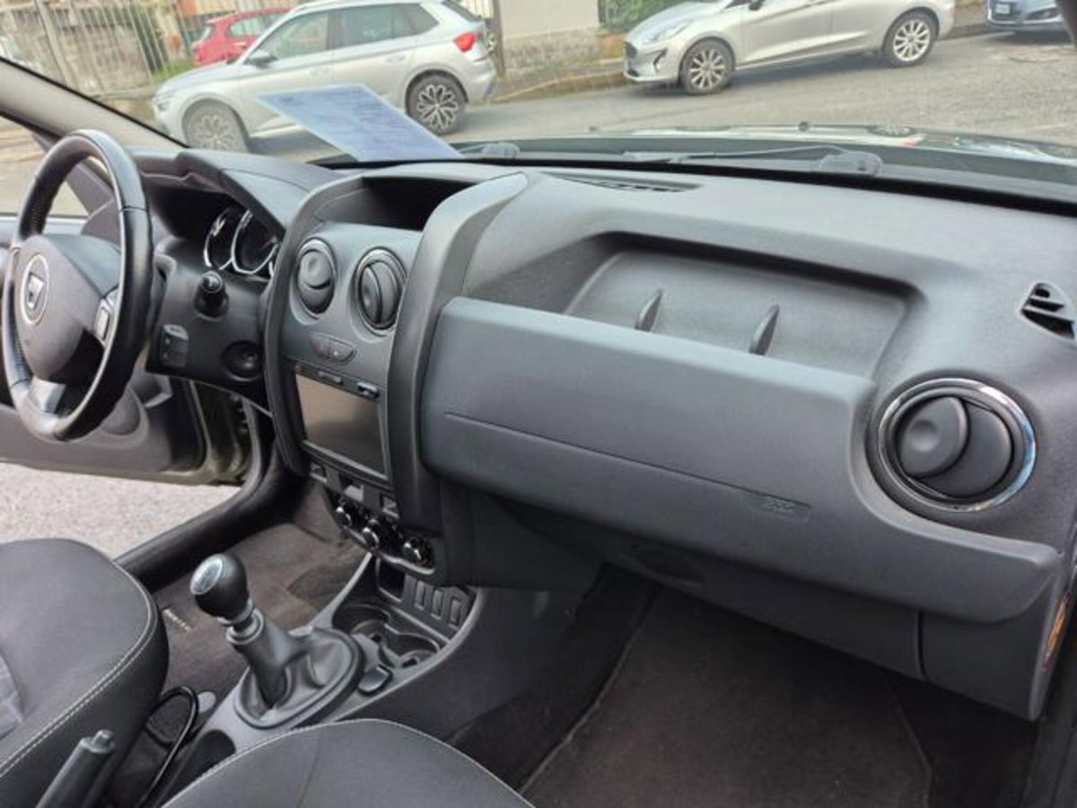 Dacia Duster 1.5 dCi 110CV Start&Stop 4x2 Lauréate (18)