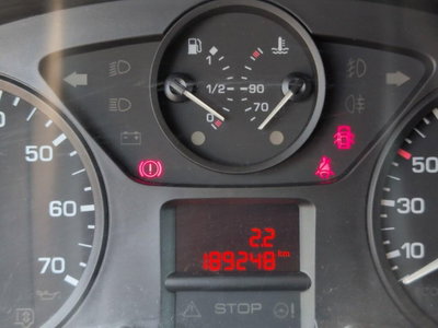 Citroen Berlingo Furgone 1.6 HDi 75 Van 3 posti Club L1 (9)
