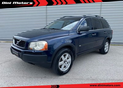 Volvo XC90 2.4 D5 AWD usata