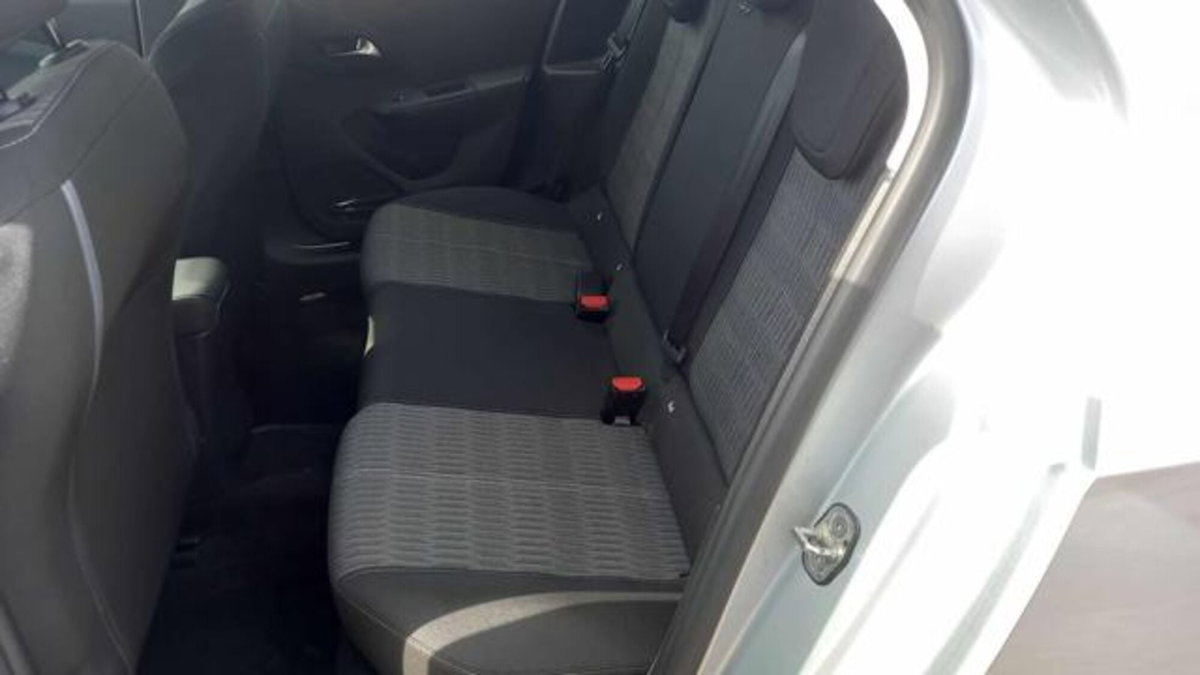 Opel Corsa 1.2 (10)