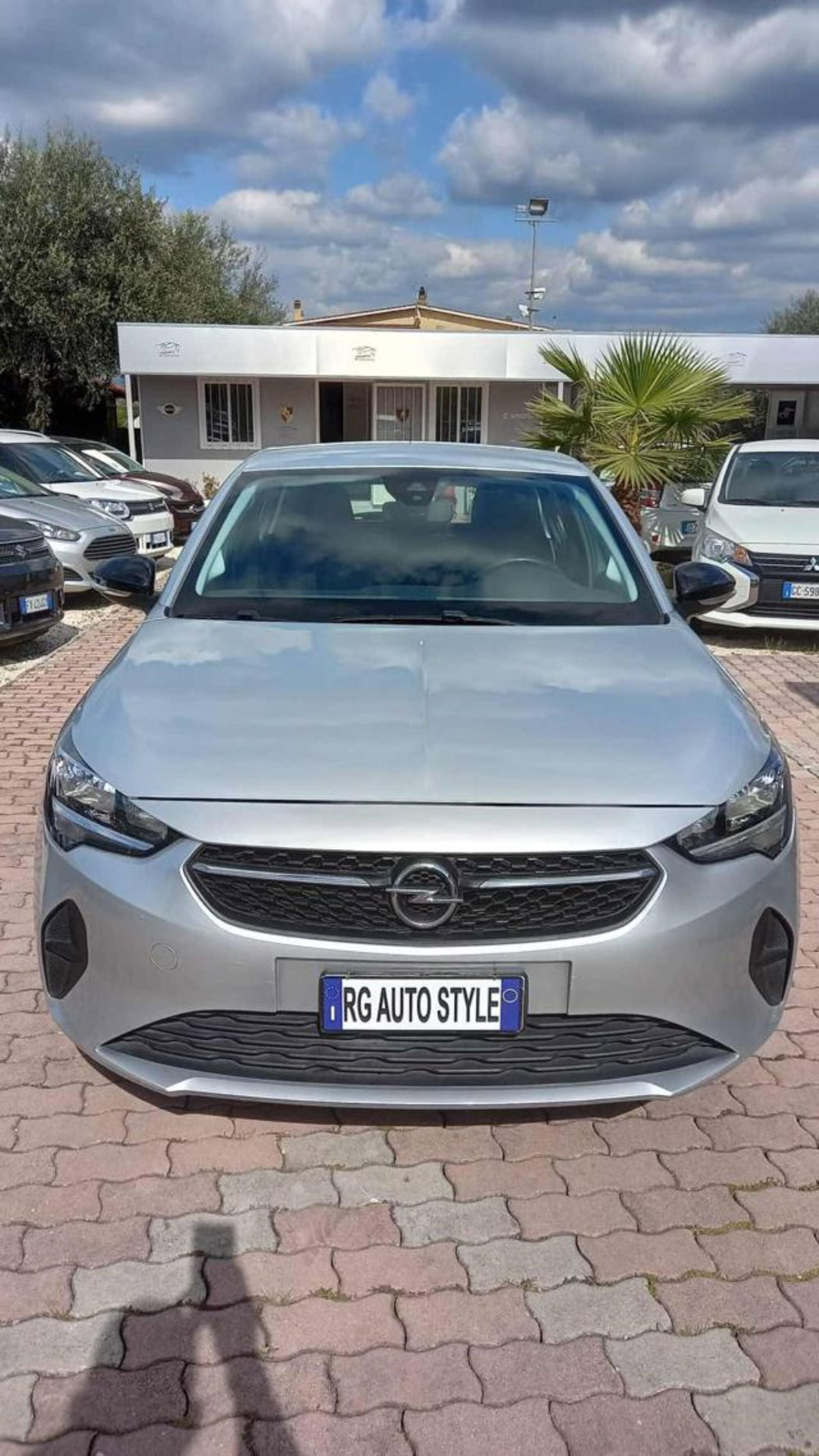 Opel Corsa 1.2 (2)