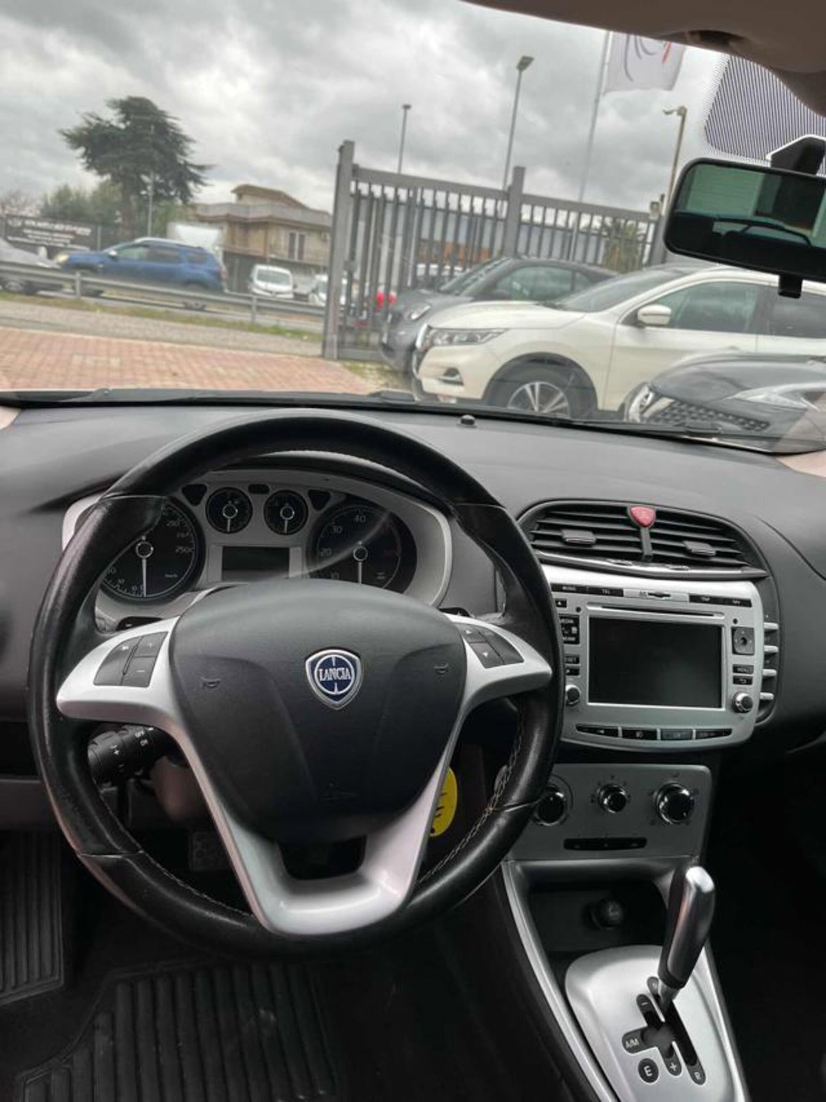 Lancia Delta 1.6 MJT DPF Selectronic Gold (12)