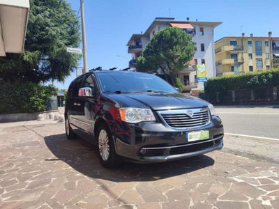 Lancia Voyager 2.8 Turbodiesel Platinum 177 CV usata